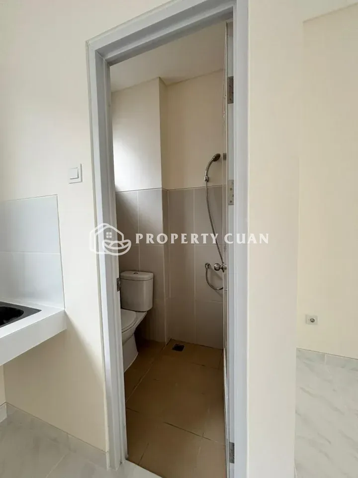 Ruko dijual di Vienna Grande, Gading Serpong - Kamar Mandi 2