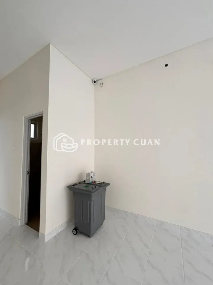 Ruko dijual di Vienna Grande, Gading Serpong - Ruang Kerja