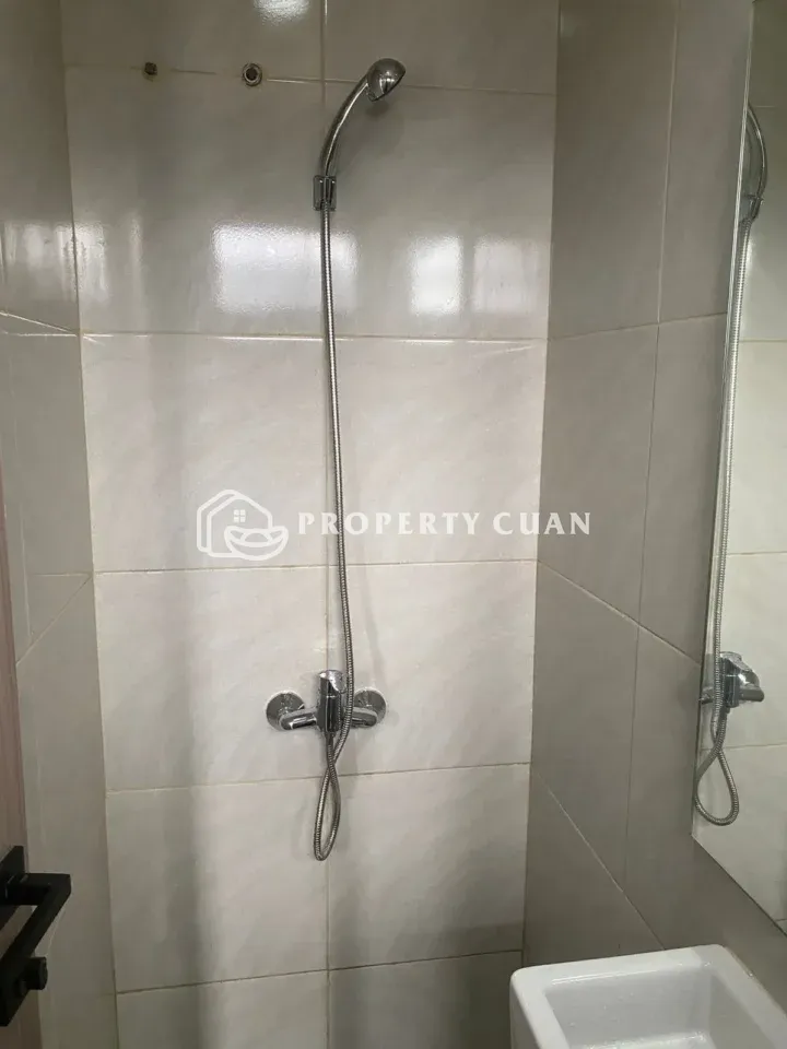 Rumah dijual di XYZ Flo, Park Serpong - Kamar Mandi 3