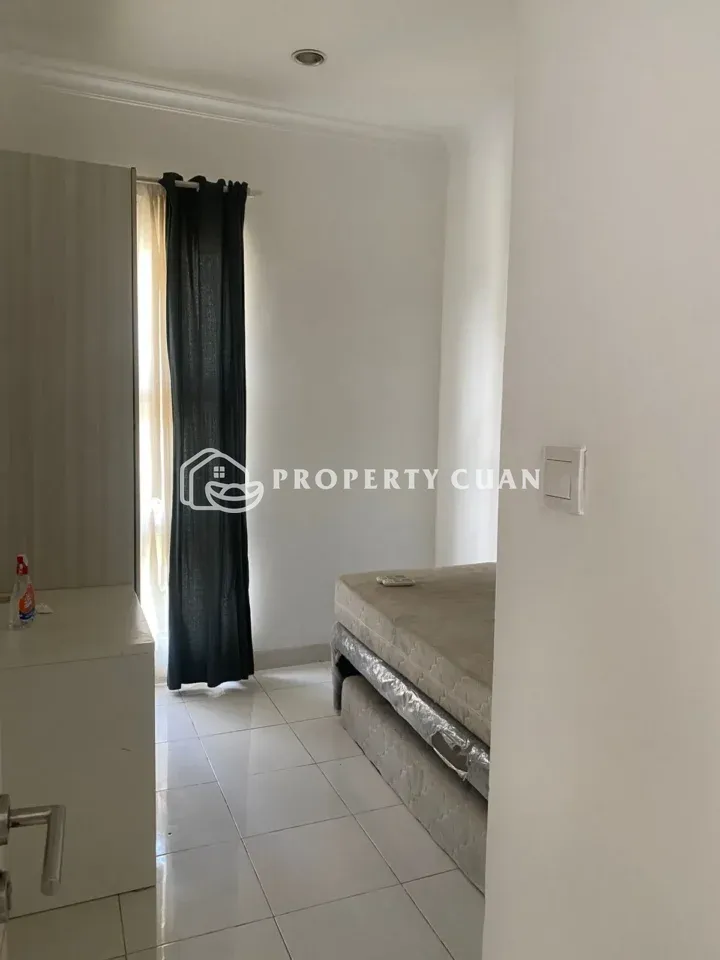 Rumah dijual di Arcadia Village, Gading Serpong - Kamar Tidur 2