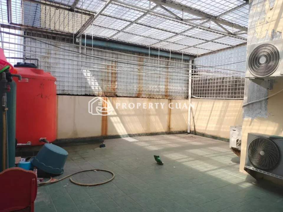 Rumah dijual di Camar Elok, PIK - Rooftop