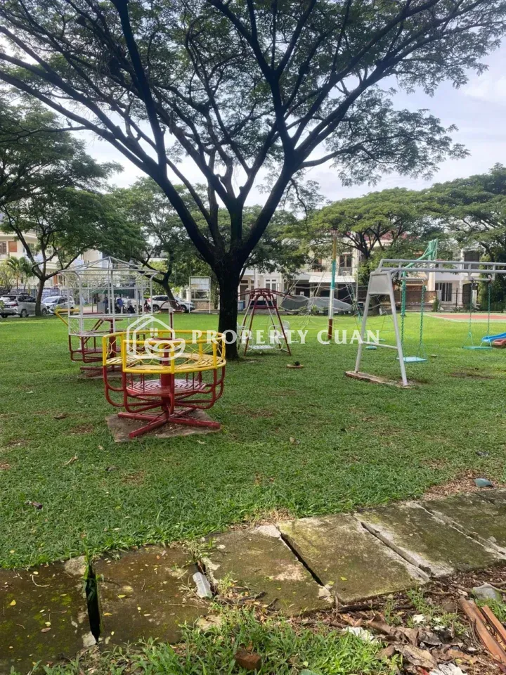 Rumah dijual di Camar Elok, PIK - Fasilitas 2