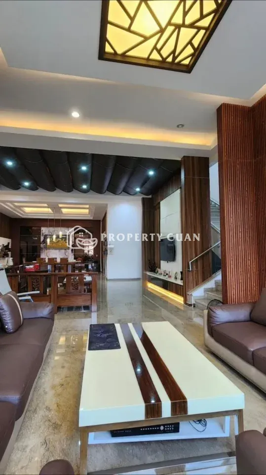 Properti di PIK & PIK 2