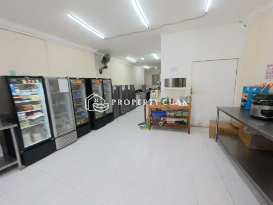 Ruko disewakan di Rukan Exclusive BGM, PIK 2 - Dapur