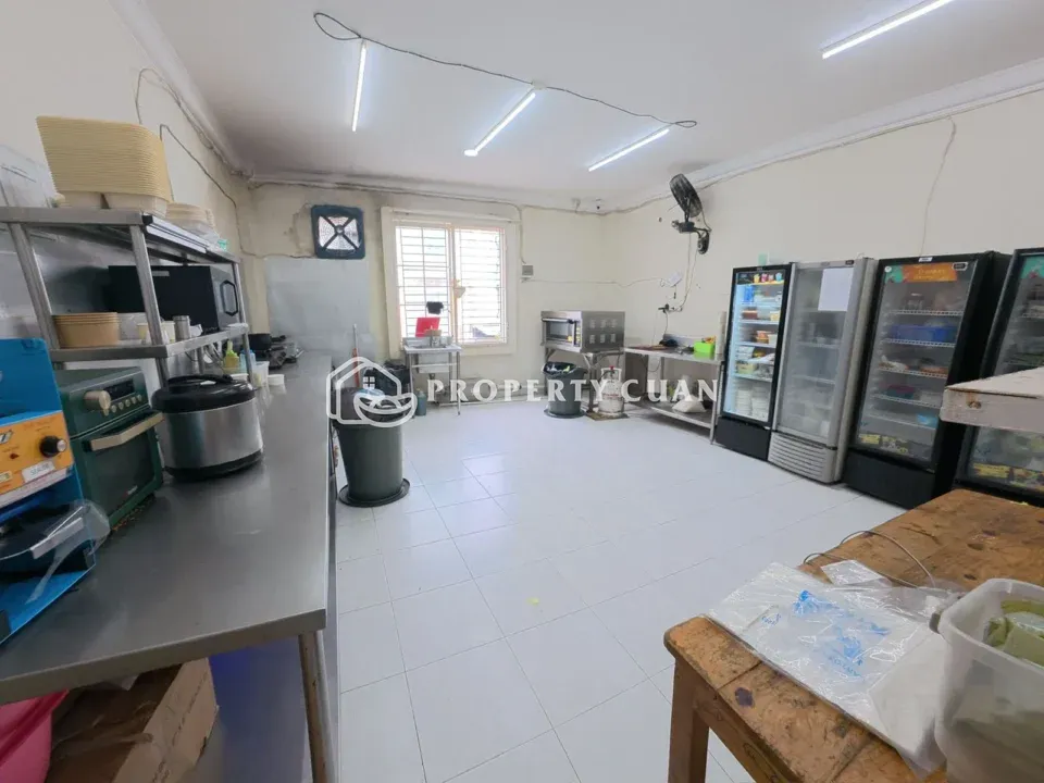 Ruko disewakan di Rukan Exclusive BGM, PIK 2 - Dapur 2