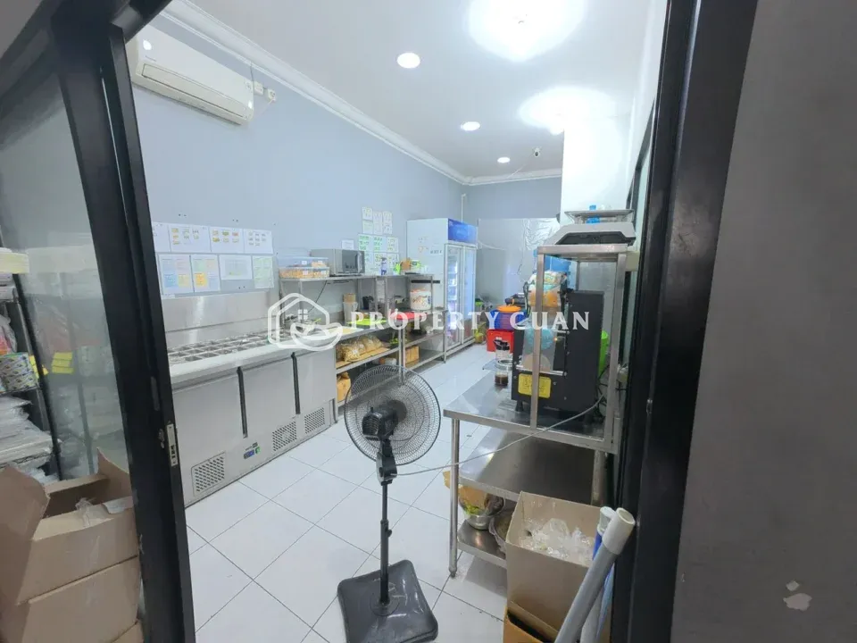 Ruko disewakan di Rukan Exclusive BGM, PIK 2 - Dapur 3