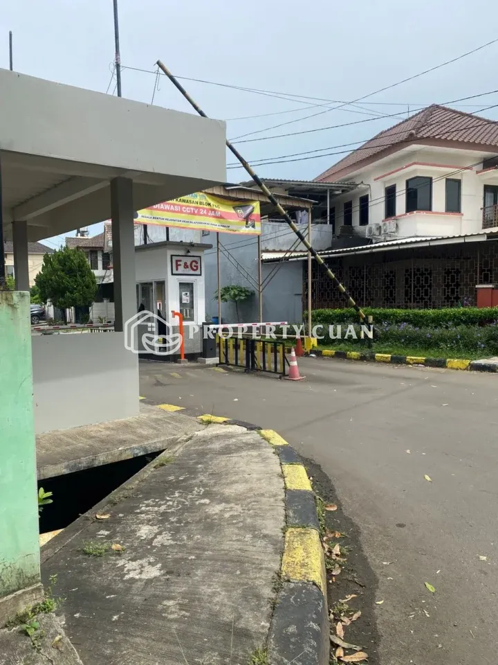 Kavling Residensial dijual di Villa Melati Mas, Jelupang - Lingkungan