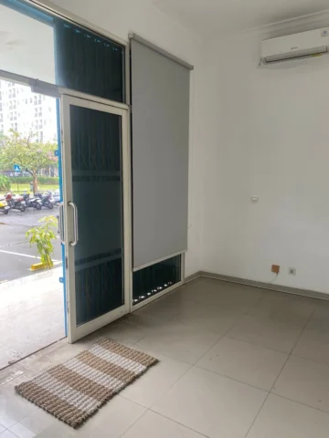 Ruko dijual di Ayodhya Square, Tangerang - Ruang Tamu