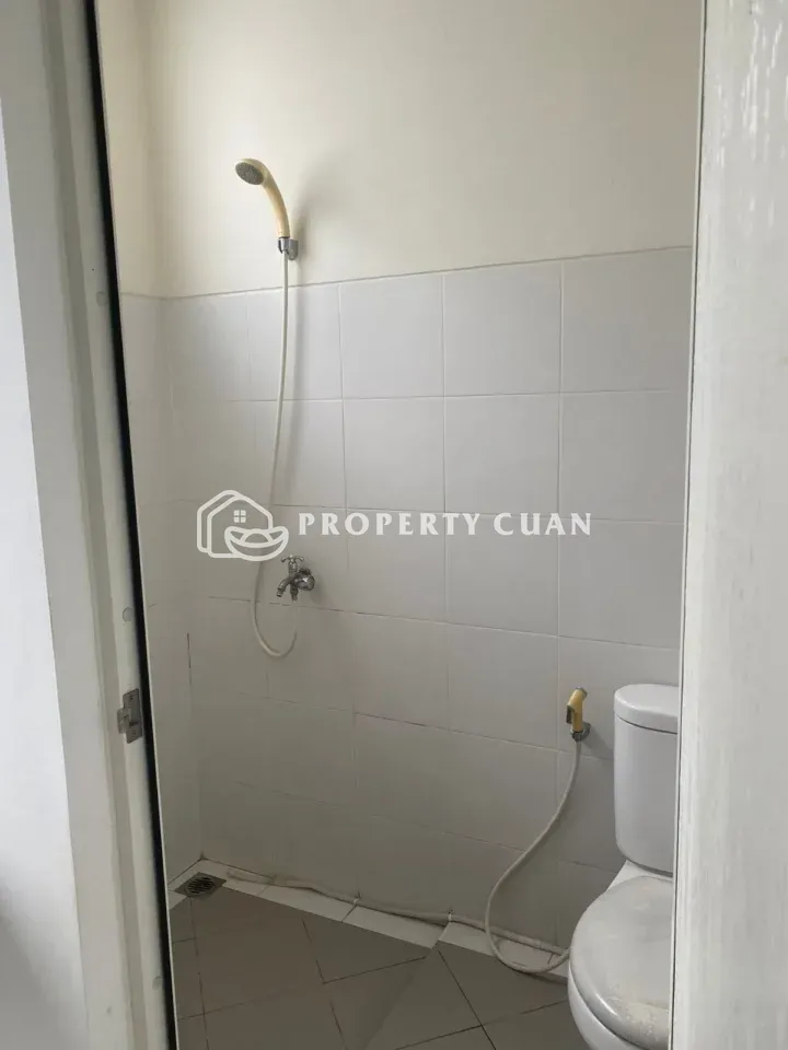 Ruko dijual di Ayodhya Square, Tangerang - Kamar Mandi