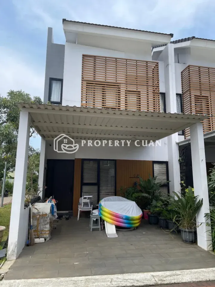 Rumah dijual di The Northbend, Karang Tengah - Tampak Depan