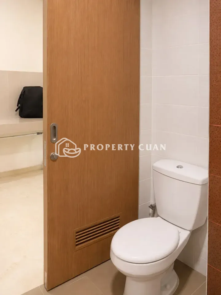 Apartemen disewakan di Puri Orchad, Cengkareng - Kamar Mandi