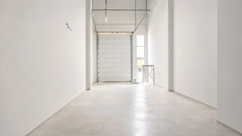 Gudang disewakan di Gudang Bizpark, PIK 2 - Interior 2