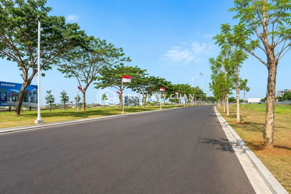 Gudang disewakan di Gudang Bizpark, PIK 2 - Lingkungan 2