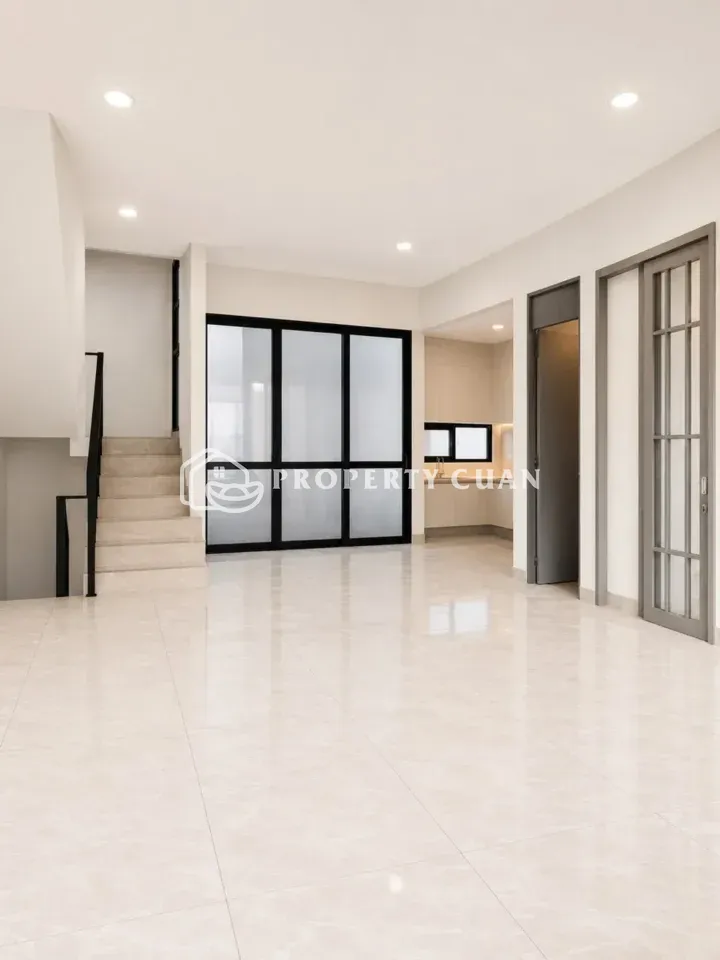 Rumah dijual di Aether, BSD - Ruang Keluarga