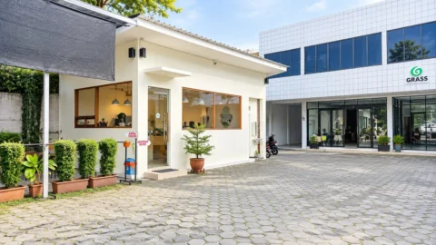 Ruko Disewakan di Pondok Aren — LT 700 m², LB 200 m²