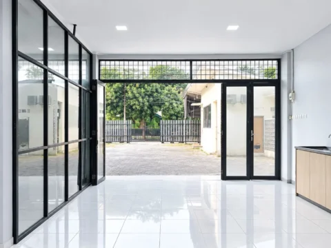 Ruko Disewakan di Pondok Aren — LT 700 m², LB 200 m² — foto 3