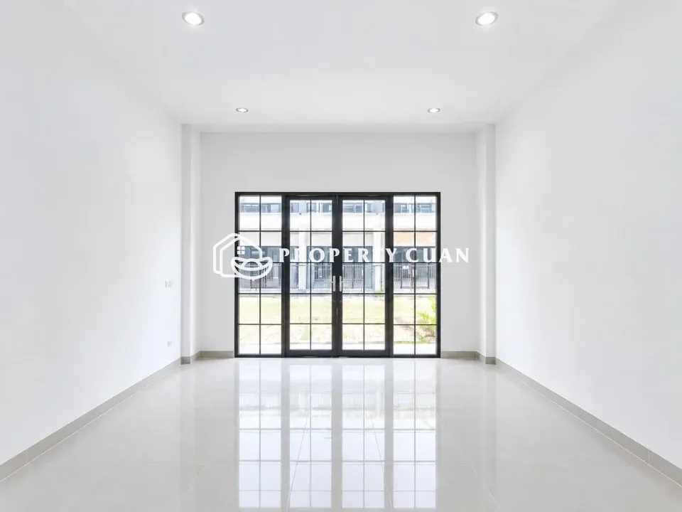 Ruko Dijual di Rukan Harvard, PIK 2 — LT 56,3 m², LB 197 m² — foto 3