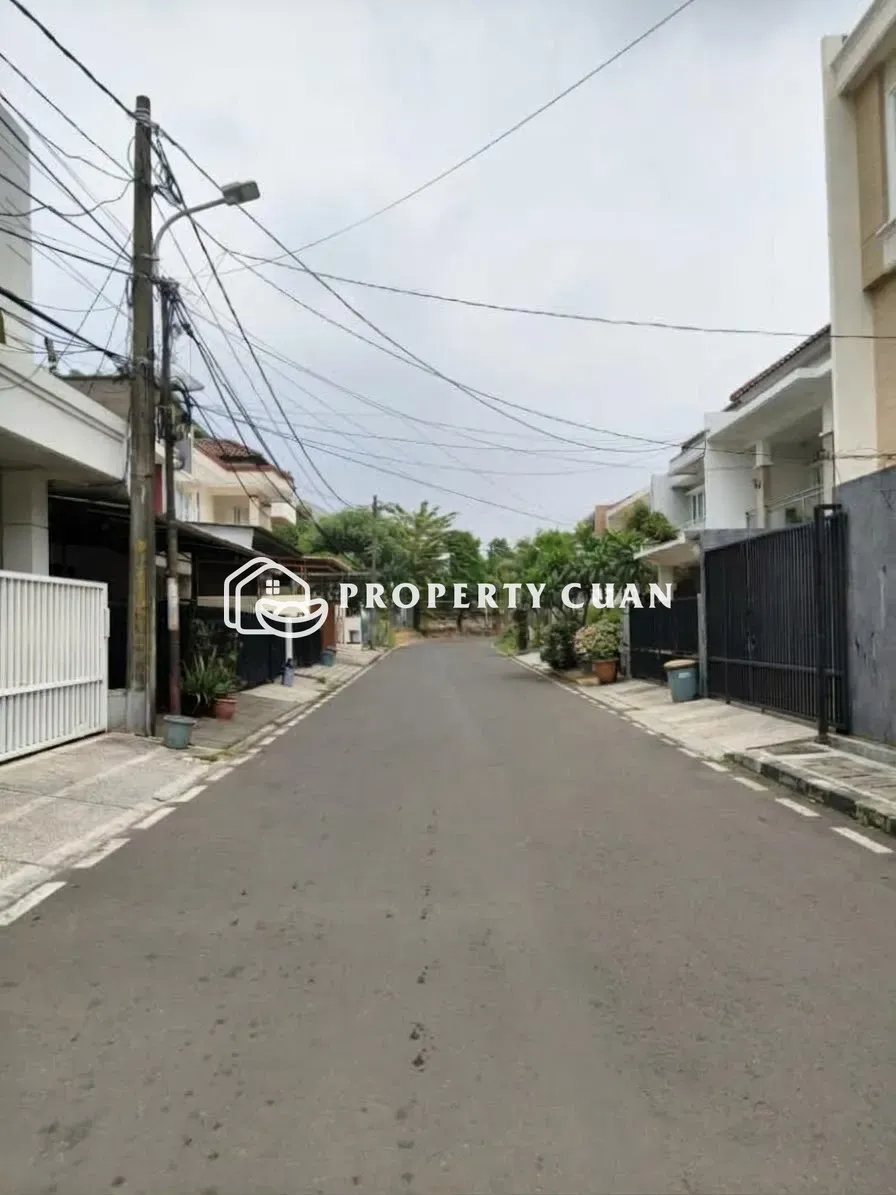 Rumah Dijual di Taman Alfa Indah, Joglo — 4 KT, LT 160 m² — foto 2