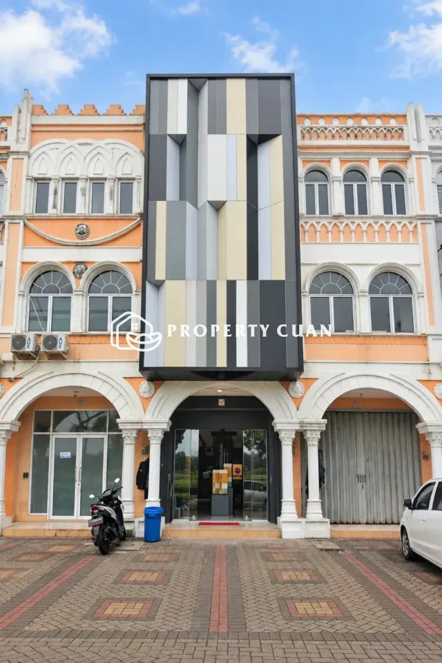 Ruko Dijual di Alicante, Gading Serpong — LT 67,5 m², LB 202 m² — foto 1