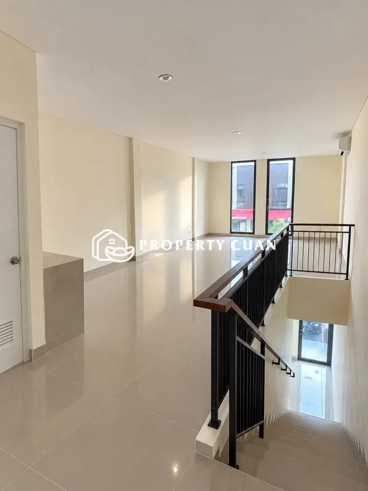 Ruko Dijual di Verona, Gading Serpong — LT 55 m², LB 110 m² — foto 4