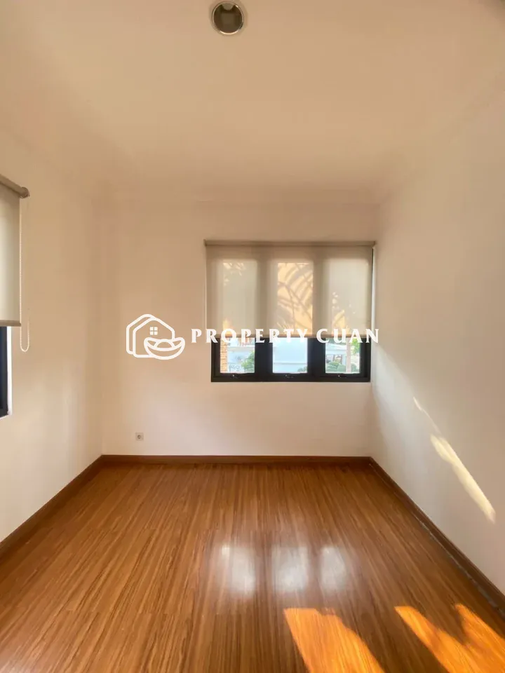Rumah Disewakan di Jadeite, BSD — 3 KT, LT 304 m² — foto 6