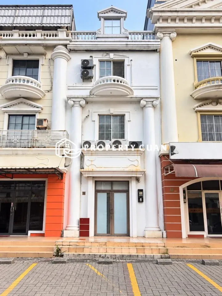 Ruko Disewakan di Ruko Exclusive Pik, PIK — LT 75 m², LB 260 m² — foto 1