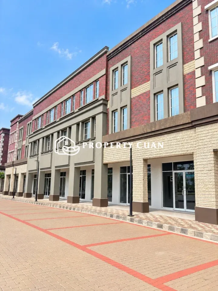 Ruko Dijual di Boston, PIK 2 — LT 67,5 m², LB 203 m² — foto 2