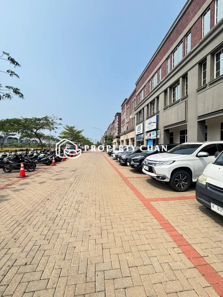 Ruko Dijual di Boston, PIK 2 — LT 67,5 m², LB 203 m² — foto 4
