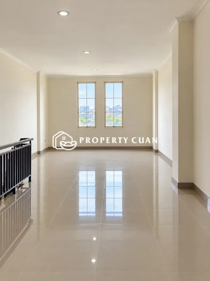 Ruko Dijual di Boston, PIK 2 — LT 67,5 m², LB 203 m² — foto 6